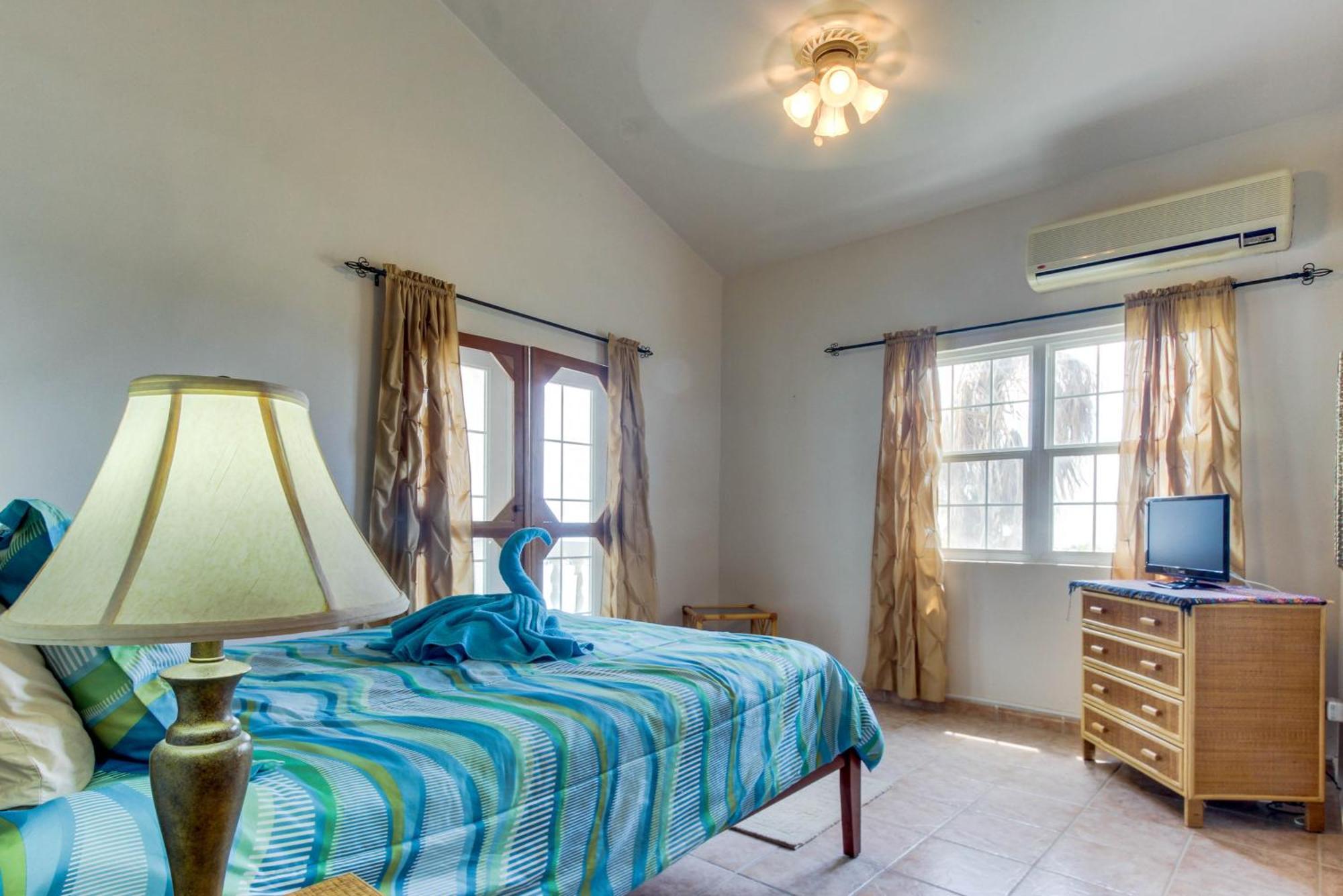 View The Blue Villa San Pedro  Room photo