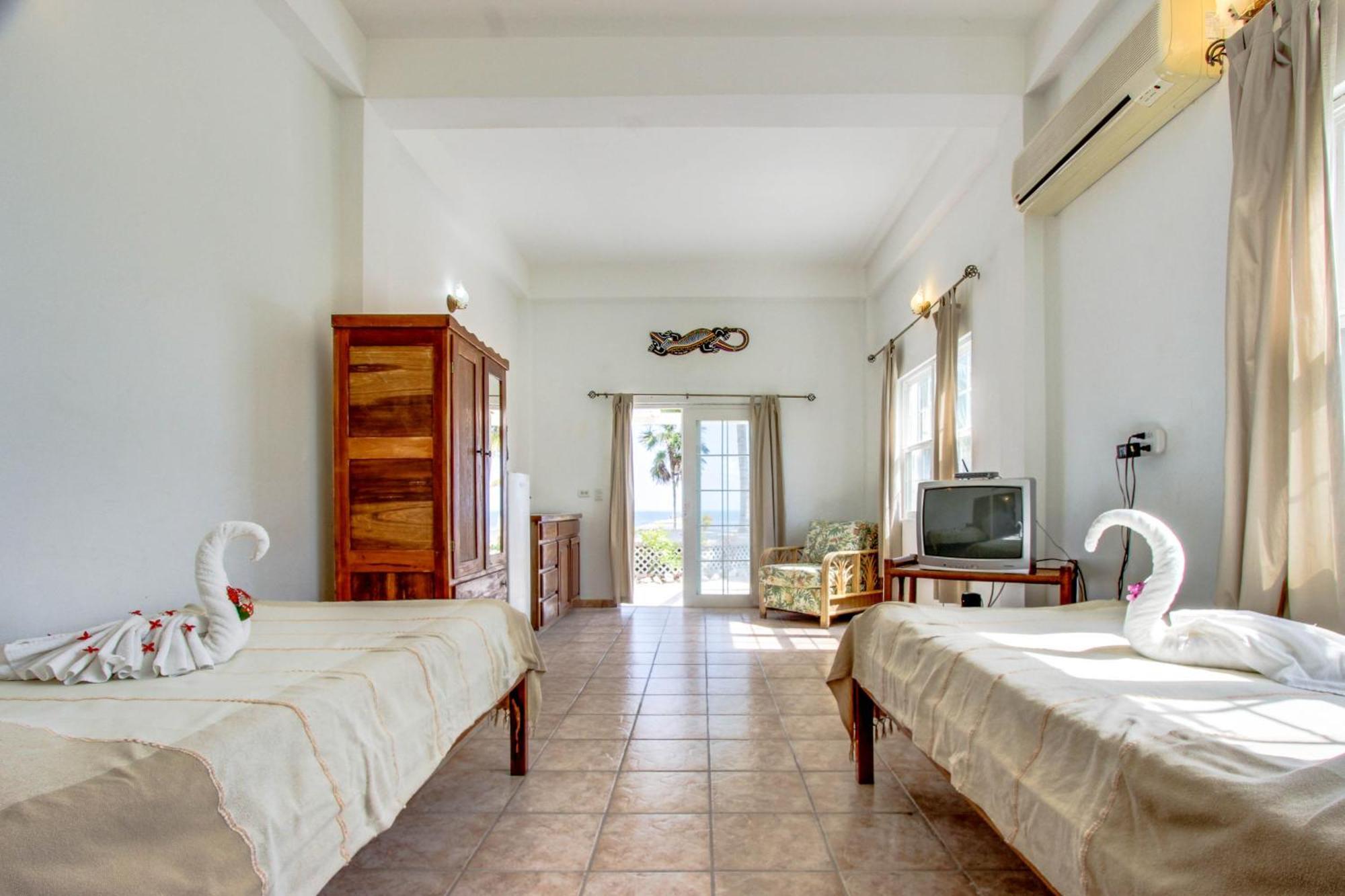 View The Blue Villa San Pedro  Room photo