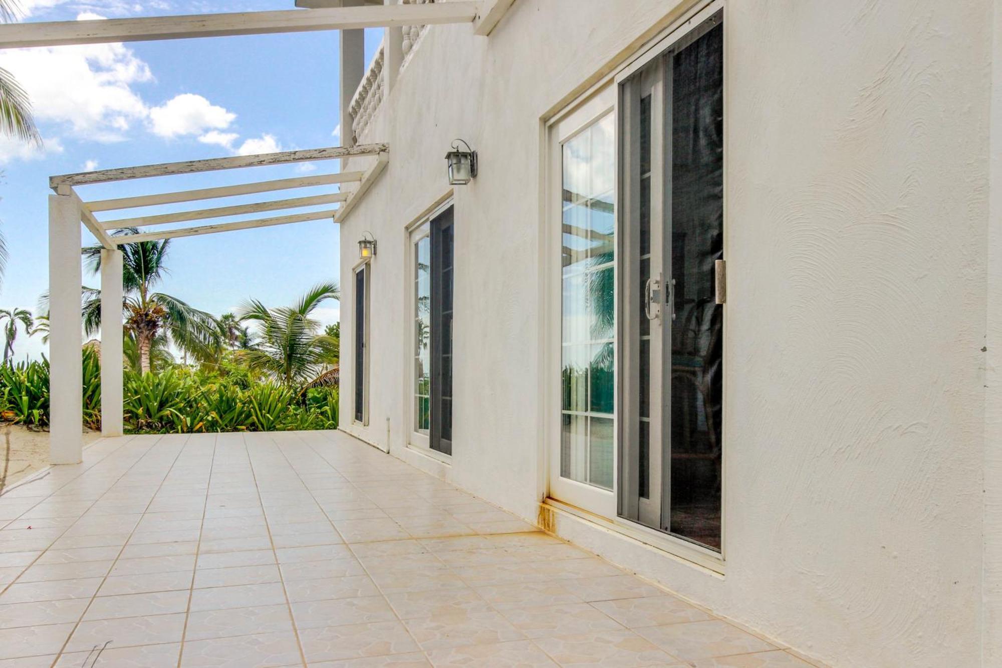 View The Blue Villa San Pedro  Room photo