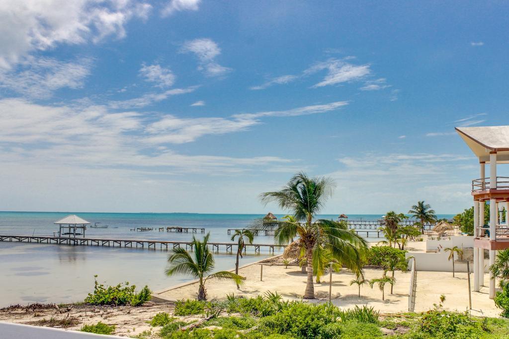 View The Blue Villa San Pedro  Exterior photo