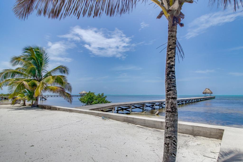 View The Blue Villa San Pedro  Exterior photo